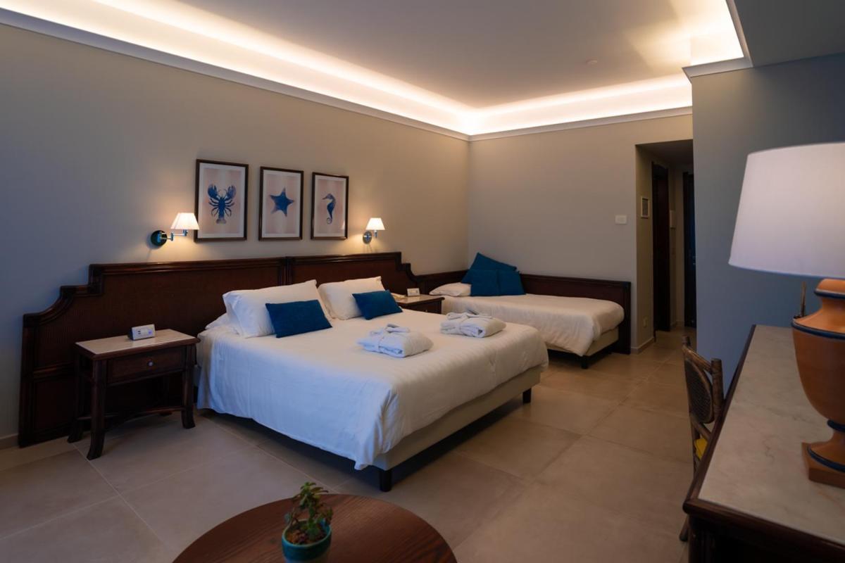 Hotel Schuhmann Paestum Exterior photo