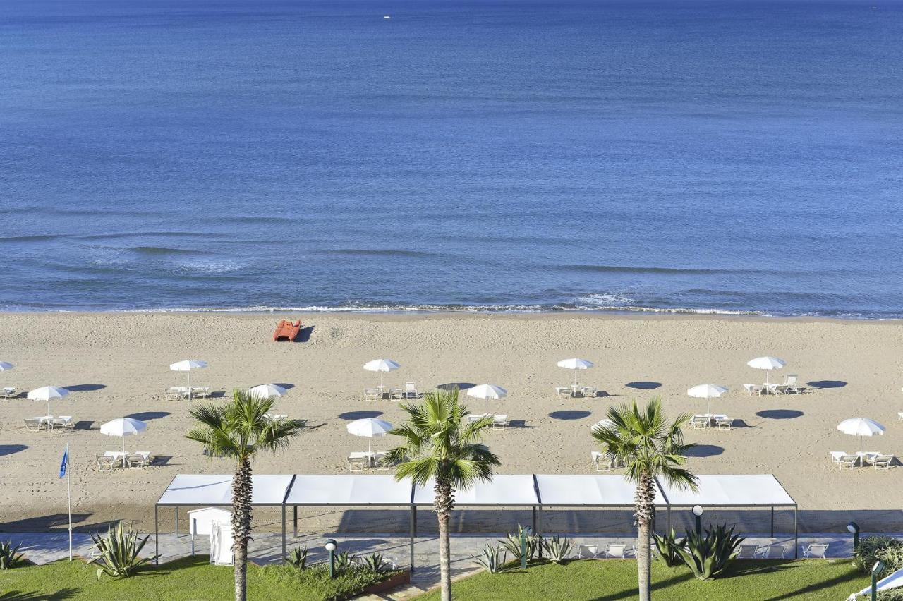Hotel Schuhmann Paestum Exterior photo