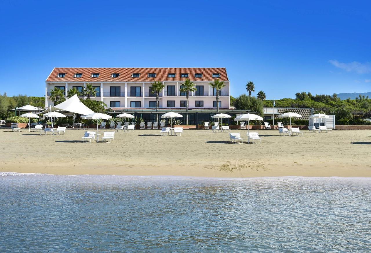 Hotel Schuhmann Paestum Exterior photo